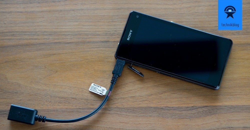 Sony Xperia Z1 Compact mit Transfer Mobile Kabel