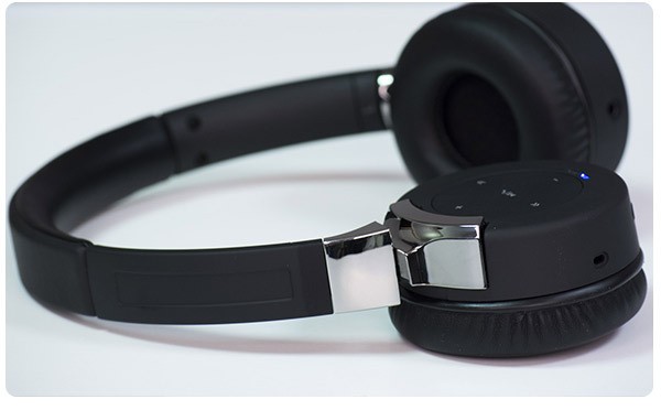 Worlds First DSP Enabled Wireless Headphone