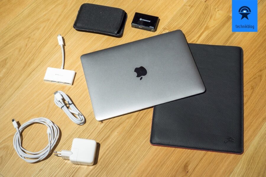 Apple MacBook Travel Setup