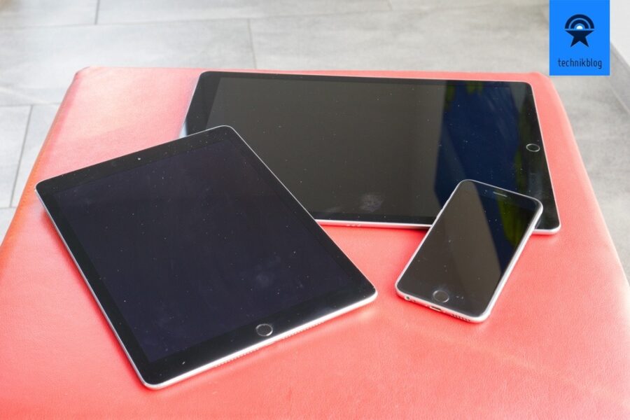 Apple iPad Pro im Grössenvergleich mit dem iPad Air 2 und dem iPhone 6s.